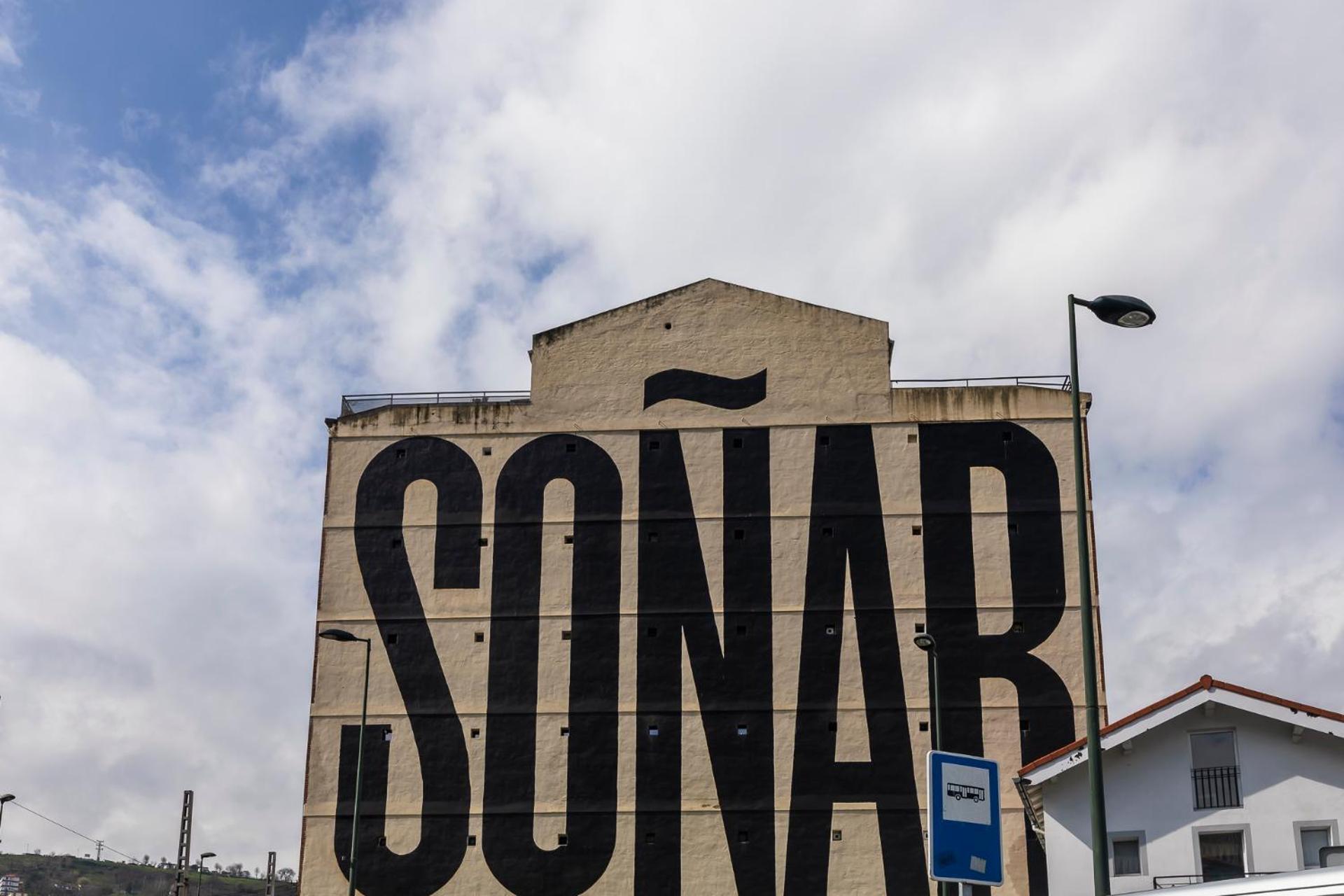 Akomodat En Apartamento Luminoso Junto Al Paseo De La Ria Bilbao Exteriör bild